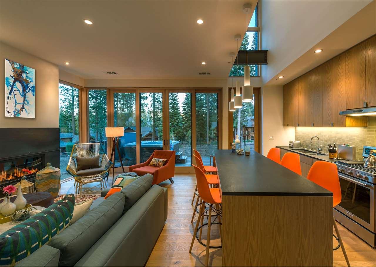 15012 Peak View Place, Unit 8 Truckee, CA 96161 - Photo 3 of 10