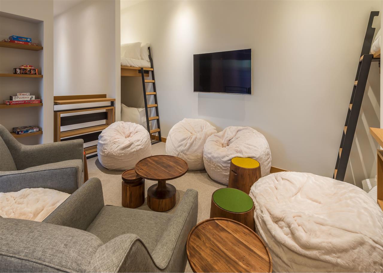 15012 Peak View Place, Unit 8 Truckee, CA 96161 - Photo 5 of 10