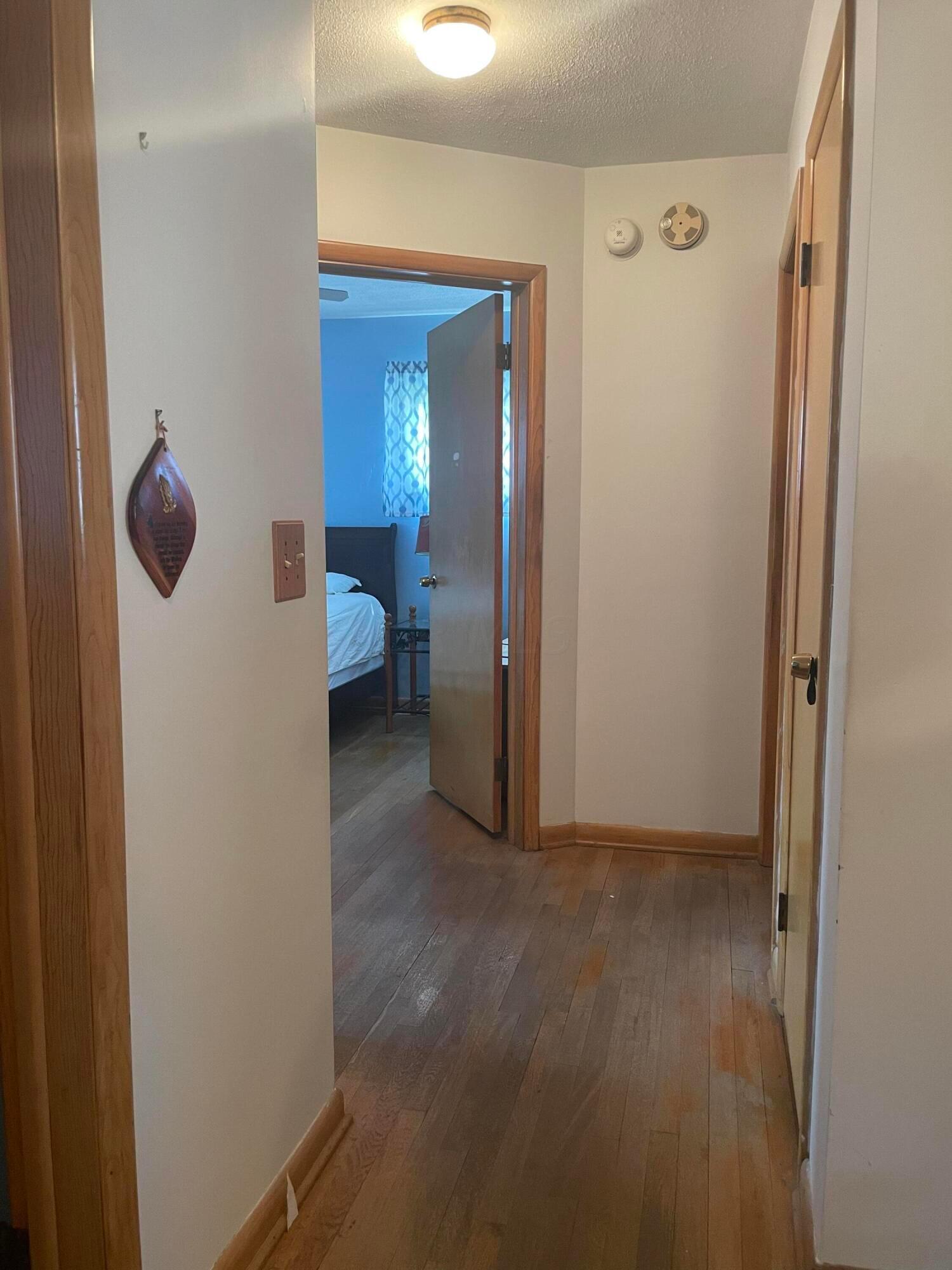 901 Reeb Avenue Columbus, OH 43207 - Photo 11 of 19 9C8A4DD7-72AE-493D-B903-5B6BFA187DEB