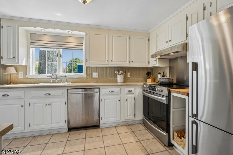 169 Stanton Road Flemington, NJ 08822 - Photo 14 of 38