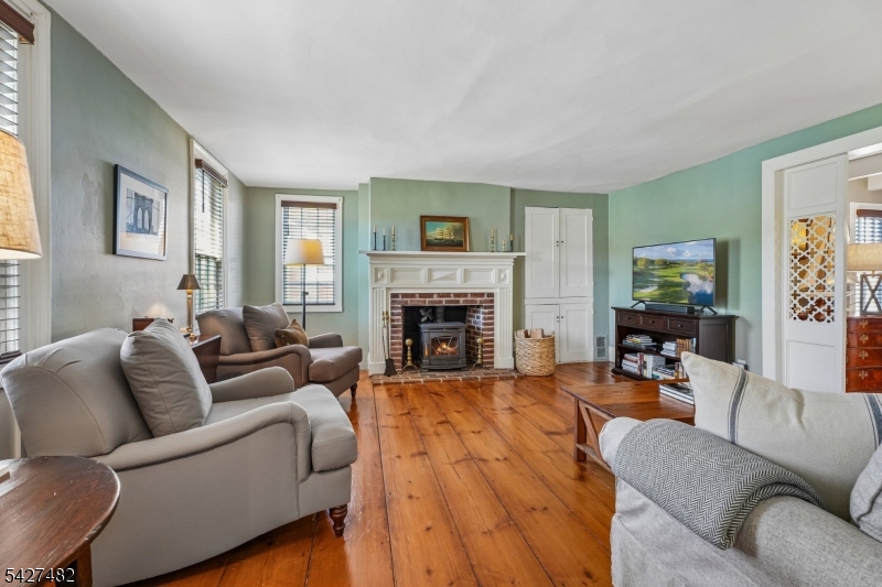 169 Stanton Road Flemington, NJ 08822 - Photo 7 of 38