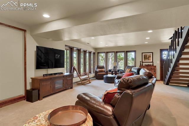 1075 Timber Valley Road Colorado Springs, CO 80919 - Photo 15 of 36 Gallery Image 15