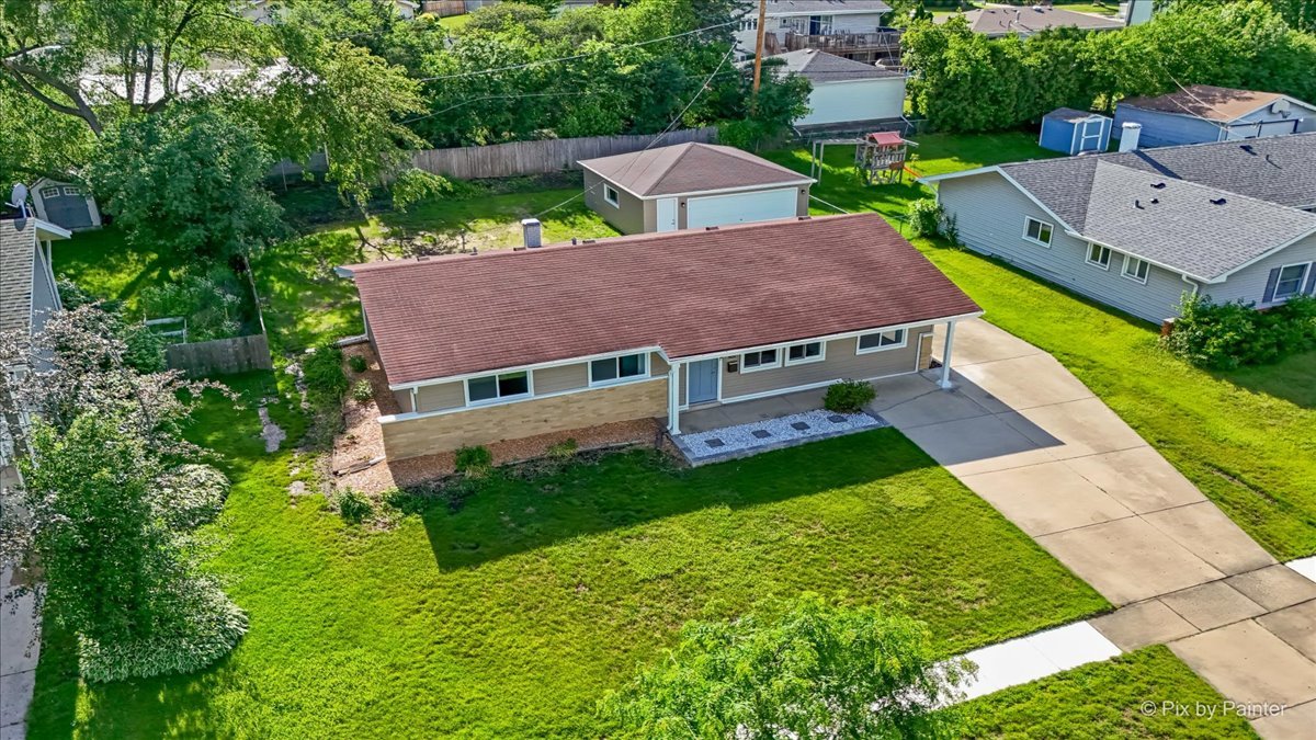 1420 Cooper Road Hoffman Estates, IL 60169 - Photo 8 of 33