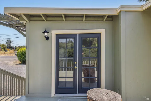 $985,000 | 11150 Sir Francis Drake Boulevard, Point Reyes Station, CA 94956