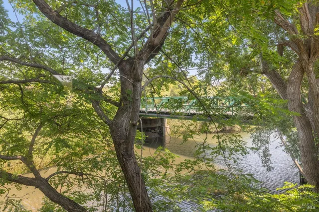 $985,000 | 11150 Sir Francis Drake Boulevard, Point Reyes Station, CA 94956