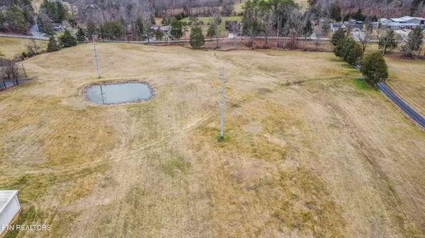 $929,900 | 180 Ailor Gap Road, Maynardville, TN 37807