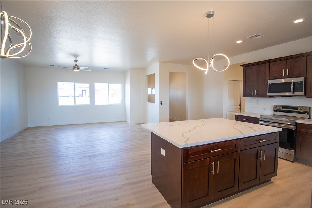 801 Fort Churchill Road Pahrump, NV 89060 - Photo 9 of 35 Kitchen
