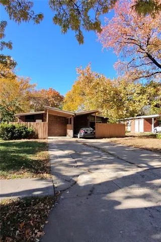 $379,000 | 8430-8432 Kessler Street, Overland Park, KS 66212