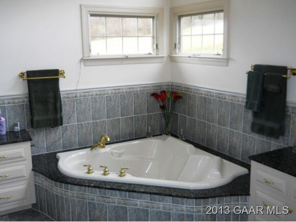 2209 Old Greenville Road Staunton, VA 24401 - Photo 13 of 36 Gallery Image 13