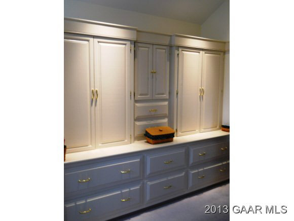 2209 Old Greenville Road Staunton, VA 24401 - Photo 23 of 36 Gallery Image 23