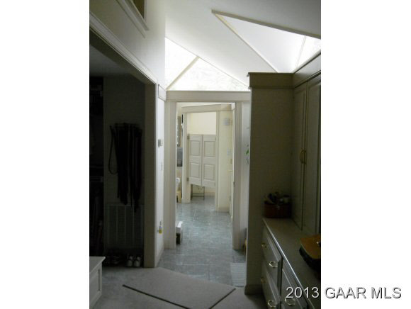 2209 Old Greenville Road Staunton, VA 24401 - Photo 24 of 36 Gallery Image 24