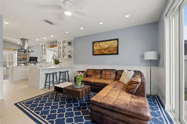 $925,000 | 3122 Southwest 144th Place, Miami, FL 33175