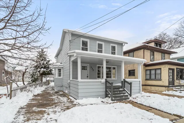 $269,900 | 332 North Avenue, Aurora, IL 60505