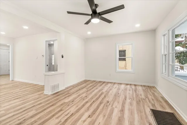 $269,900 | 332 North Avenue, Aurora, IL 60505