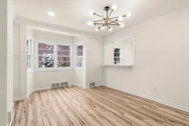 $269,900 | 332 North Avenue, Aurora, IL 60505