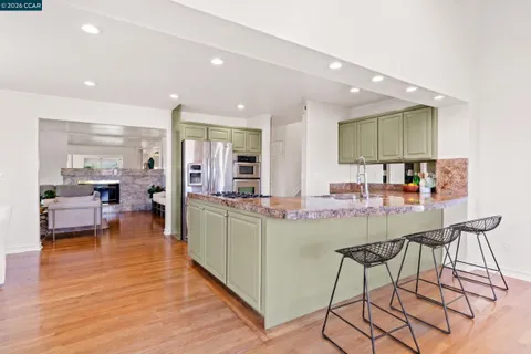 $1,398,000 | 18832 Cindy Way, Castro Valley, CA 94546