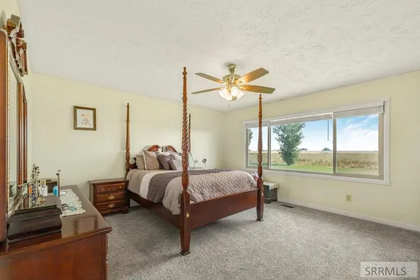 $750,000 | 9898 North 35th West, Idaho Falls, ID 83402