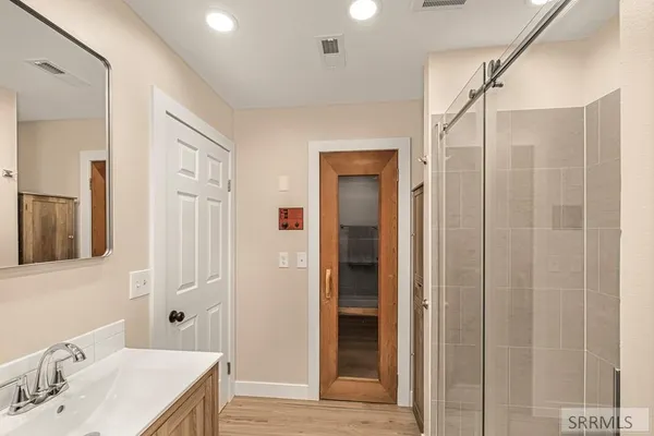 $750,000 | 9898 North 35th West, Idaho Falls, ID 83402