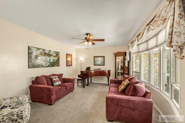 $750,000 | 9898 North 35th West, Idaho Falls, ID 83402