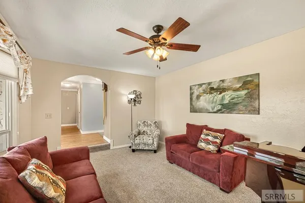 $750,000 | 9898 North 35th West, Idaho Falls, ID 83402
