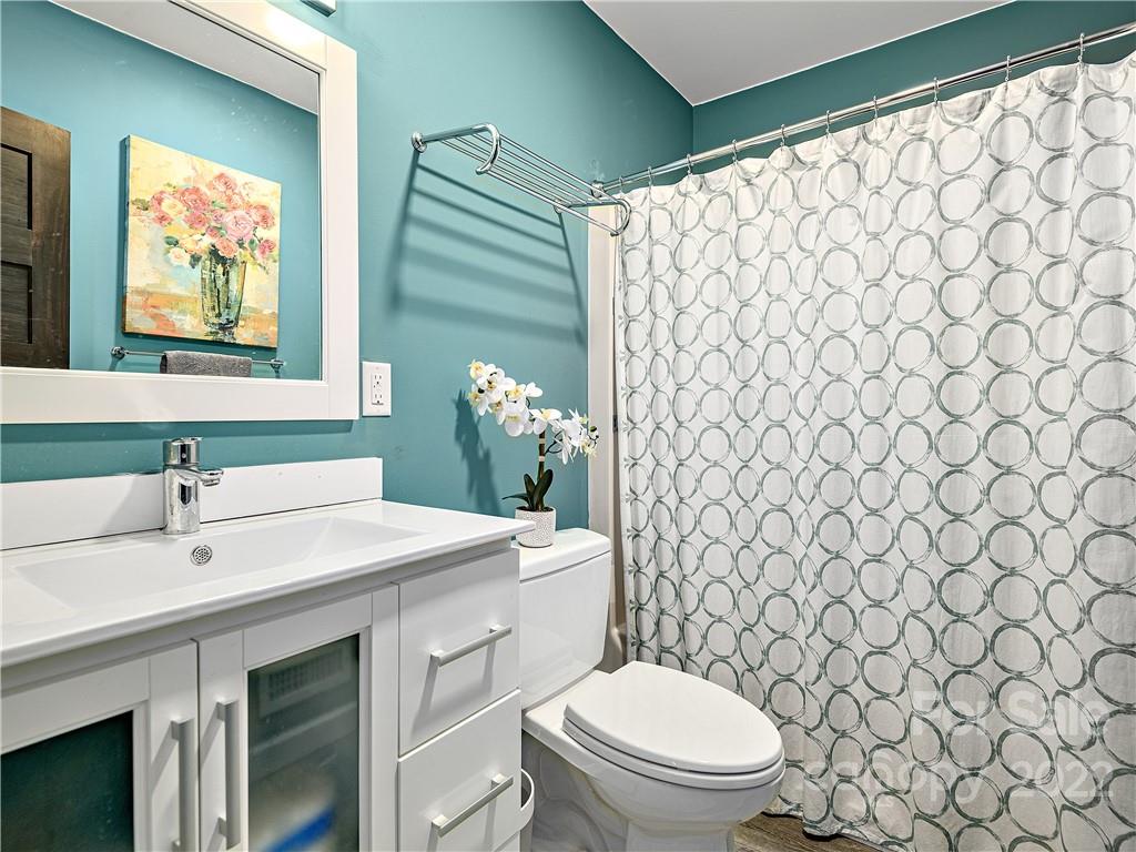 1695 Slick Rock Road Brevard, NC 28712 - Photo 20 of 41 Gallery Image 20