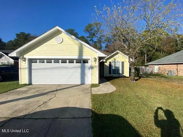 $1,600 | 11537 Bayou Place, Ocean Springs, MS 39564