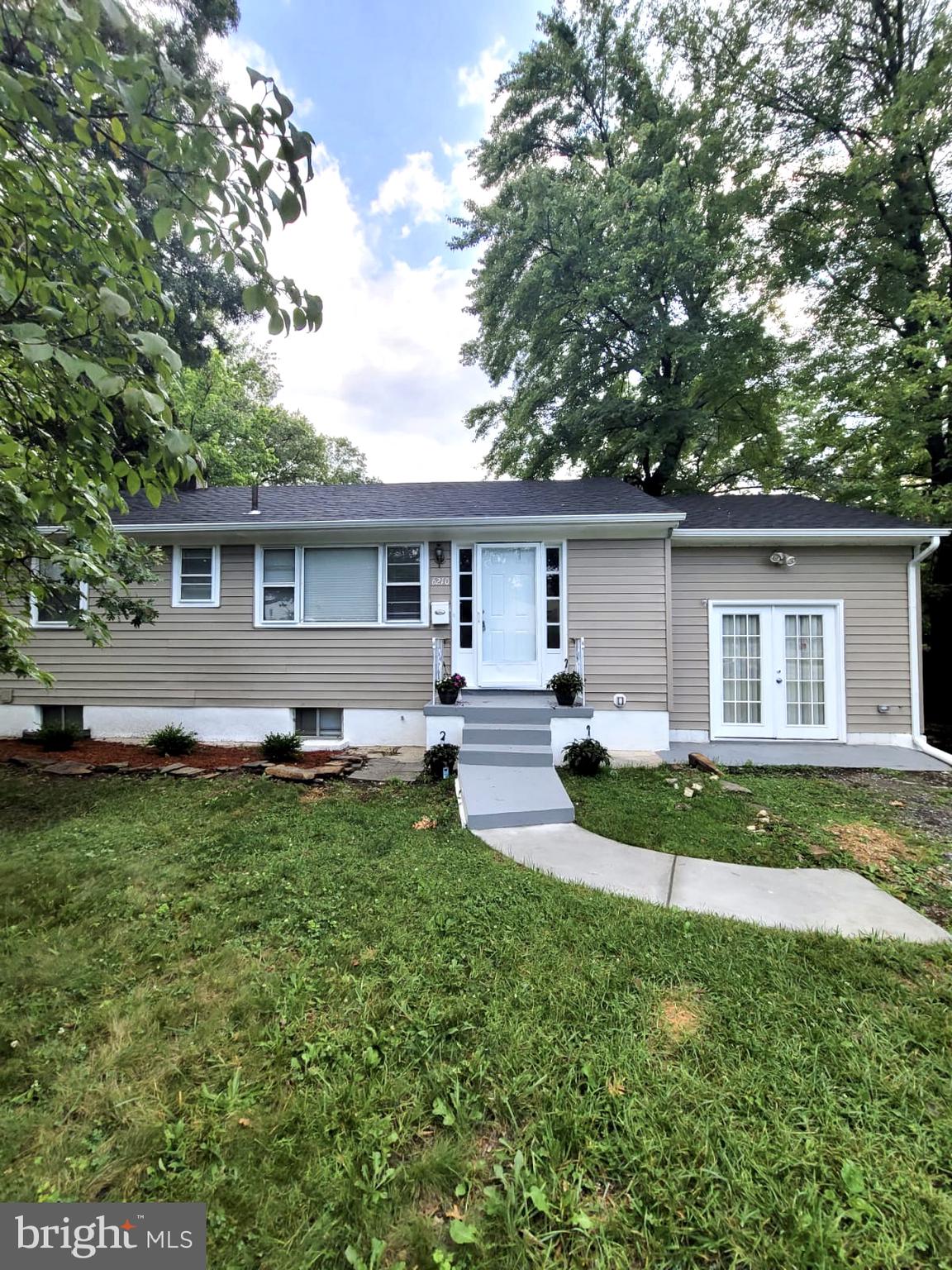 6210 Seabrook Road Lanham, MD 20706 - Photo 1 of 34 Gallery Image 1