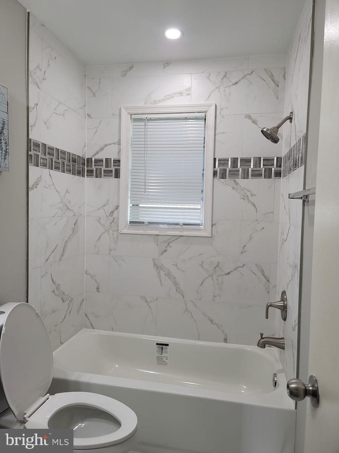 6210 Seabrook Road Lanham, MD 20706 - Photo 9 of 34 Gallery Image 9