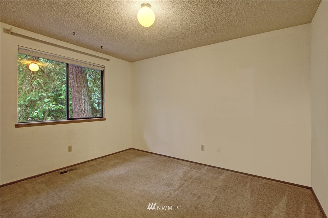 19812 Southeast 192nd Street Renton, WA 98058 - Photo 12 of 25