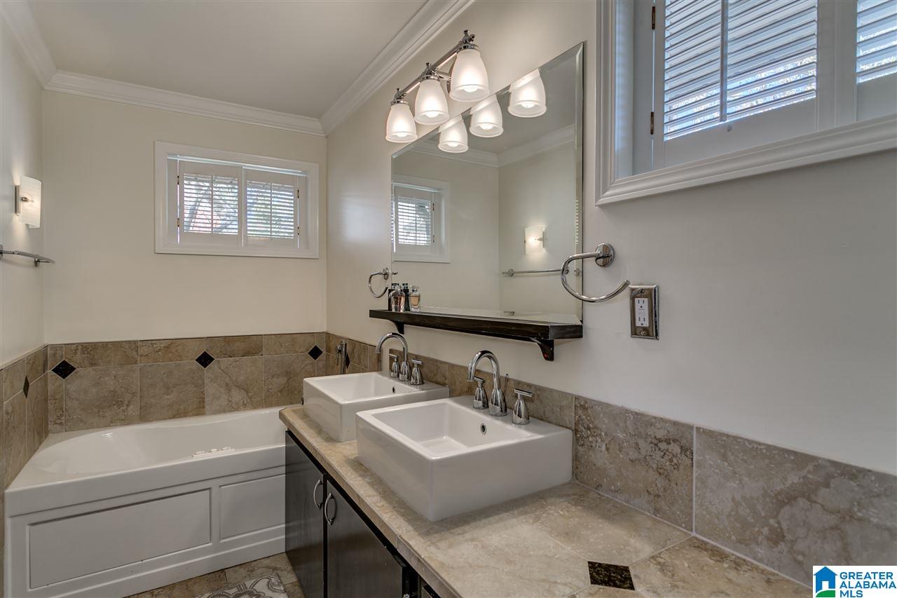 3653 Spring Valley Road Birmingham, AL 35223 - Photo 20 of 44