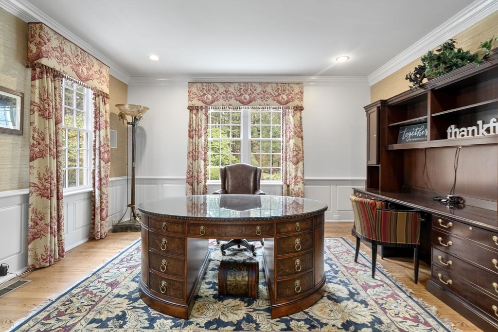 137 Lake Street Sherborn, MA 01770 - Photo 12 of 42 a dining room with furniture and window