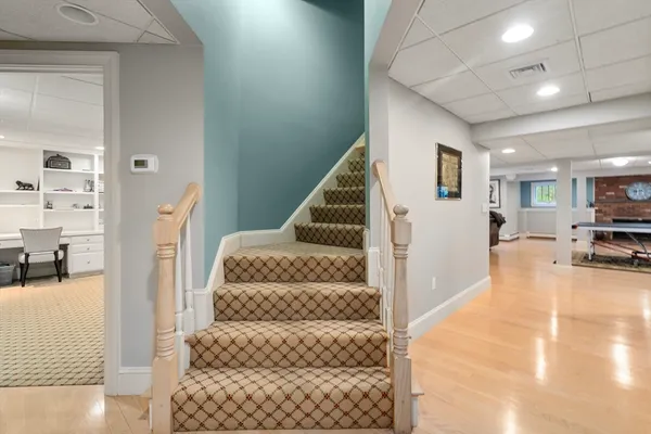 $3,249,500 | 137 Lake Street, Sherborn, MA 01770