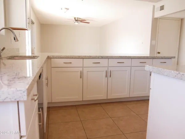 $2,850 | 1719 North Circle Drive, Tempe, AZ 85288