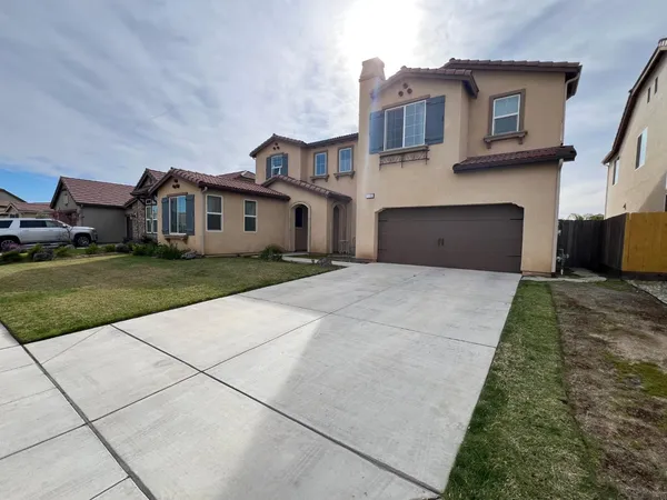 $640,000 | 1100 Corazon Avenue, Clovis, CA 93619