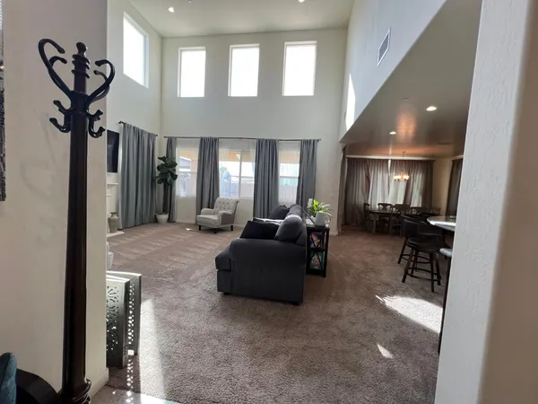 $640,000 | 1100 Corazon Avenue, Clovis, CA 93619