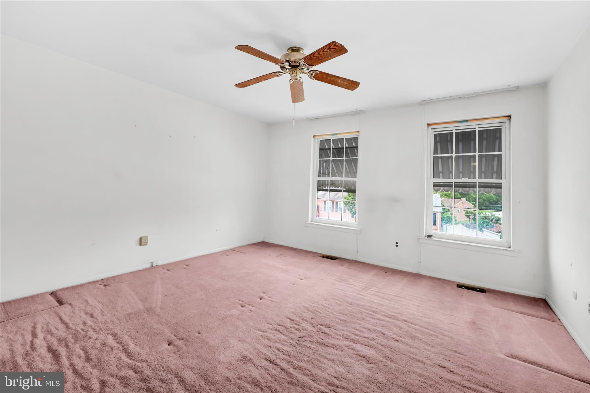 110 Greendale Road Philadelphia, PA 19154 - Photo 13 of 32 Bedroom