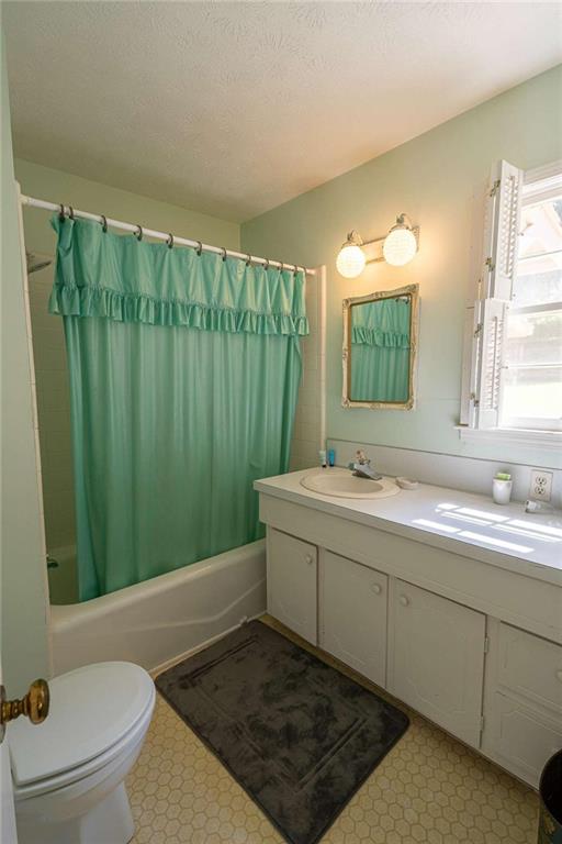 1434 Culpepper Road Northeast Calhoun, GA 30701 - Photo 8 of 17