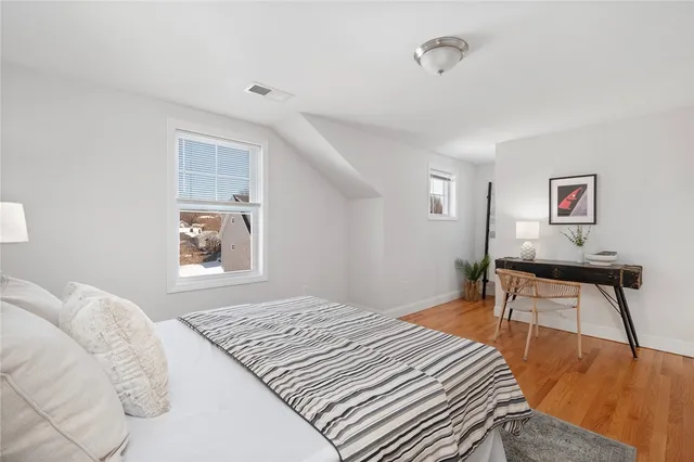 $500,000 | 12 Mariner Way, Newport, RI 02842