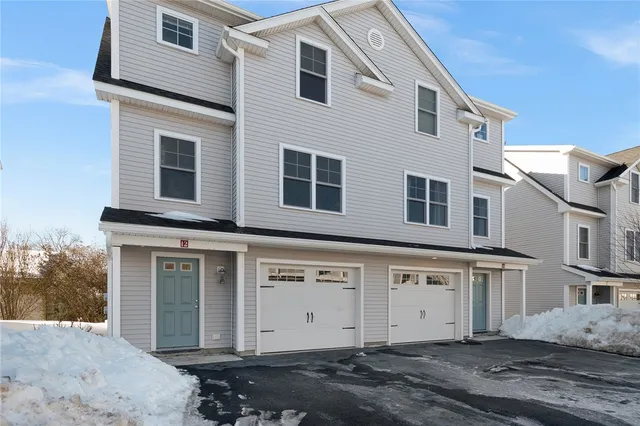 $500,000 | 12 Mariner Way, Newport, RI 02842