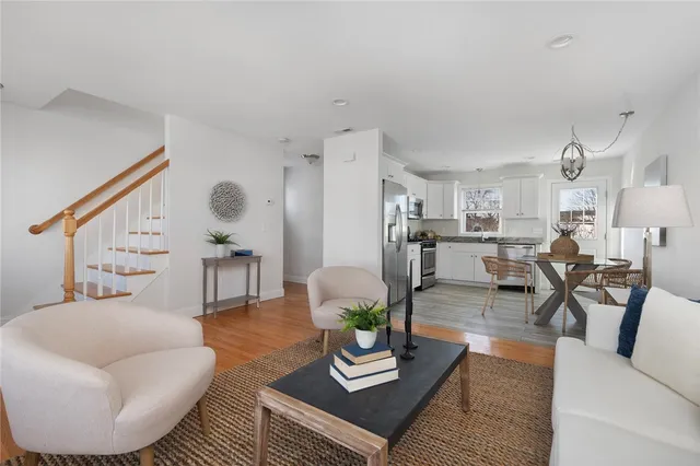 $500,000 | 12 Mariner Way, Newport, RI 02842