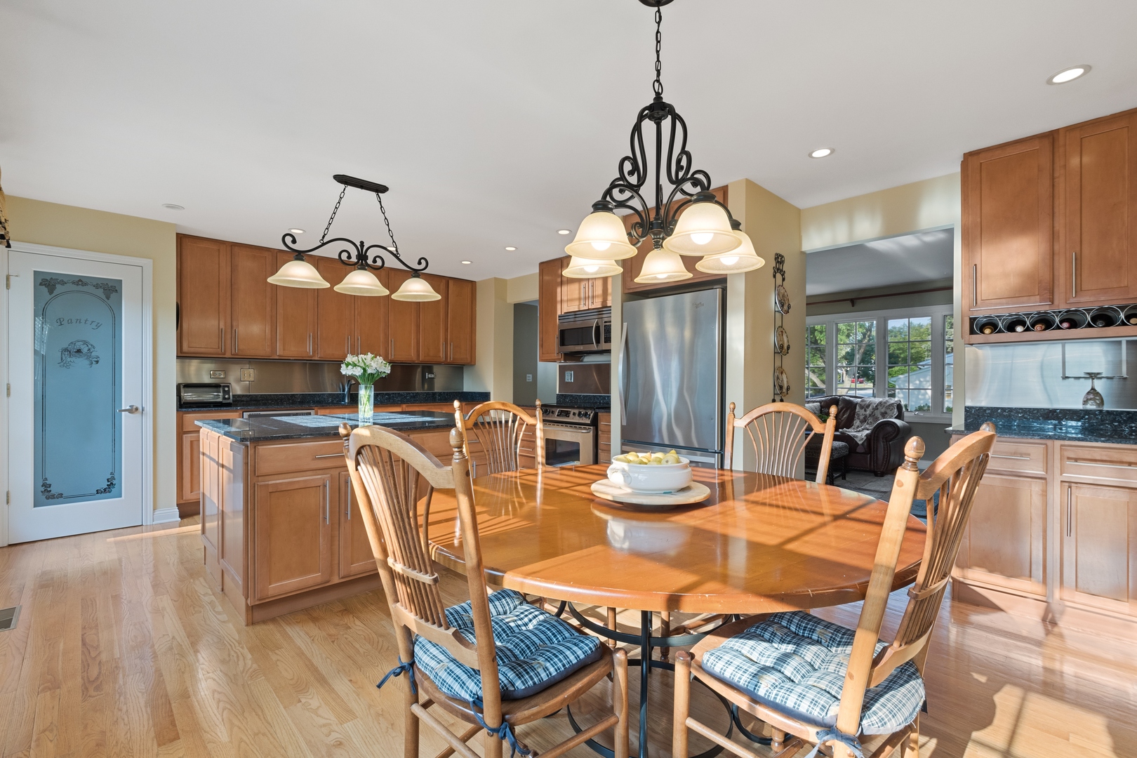 515 Weidner Road Buffalo Grove, IL 60089 - Photo 3 of 14