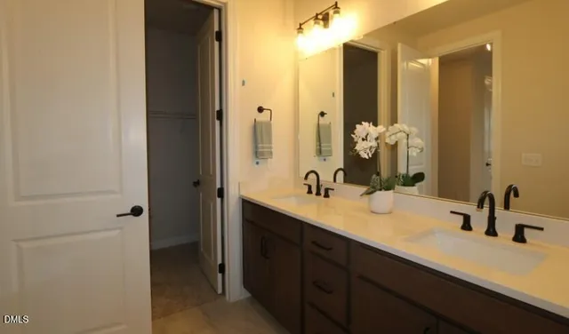 $2,400 | 712 Icarus Lane, Wake Forest, NC 27587