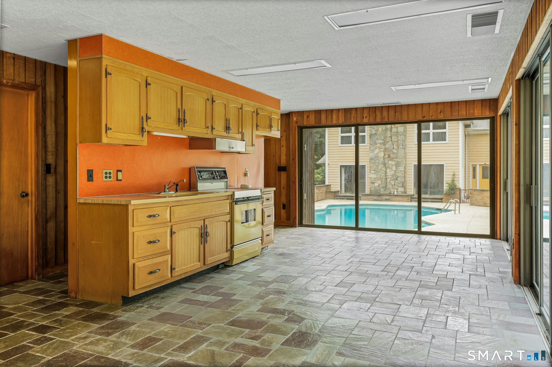 222 Brookside Road Darien, CT 06820 - Photo 24 of 26 Pool House