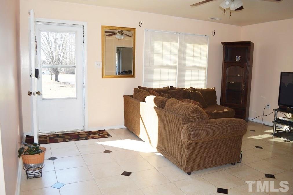 2252 White Memorial Church Road Willow Spring, NC 27592 - Photo 6 of 16 Gallery Image 6
