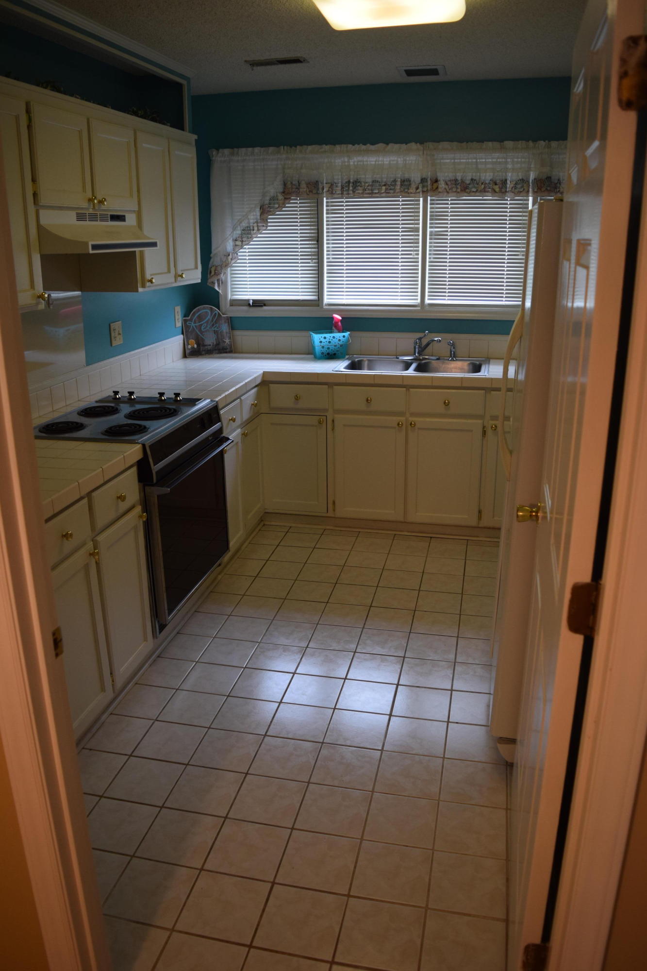 902 Crawford Creek, Unit 902 Rockingham, NC 28379 - Photo 2 of 17 Kitchen
