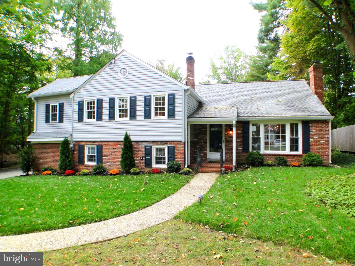62 Arlington Road Devon, PA 19333 - Photo 5 of 25 Exterior Front