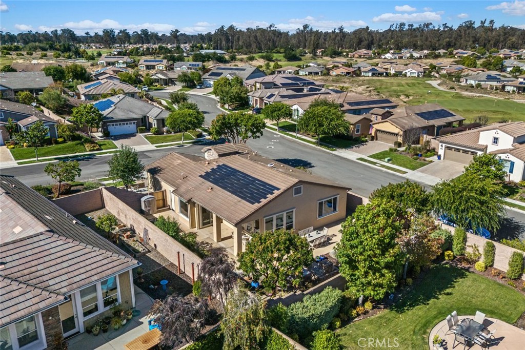 1147 Contessa Way Nipomo, CA 93444 - Photo 37 of 57 an aerial view of multiple house