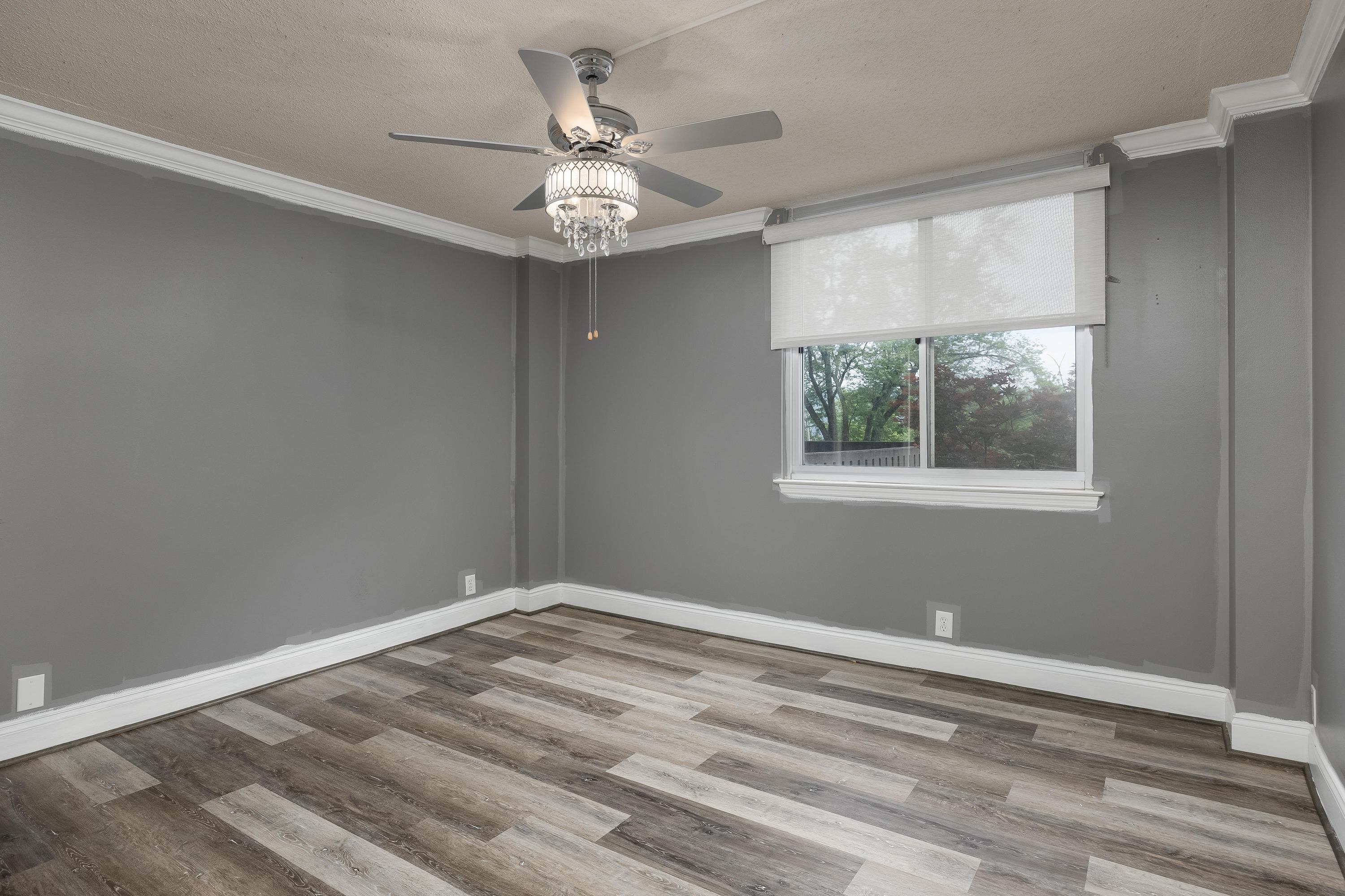 1131 Stringers Ridge Road, Unit 2A Chattanooga, TN 37405 - Photo 10 of 35 Primary Bedroom