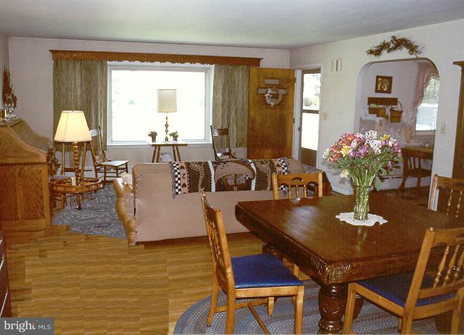 1869 Hossler Road Manheim, PA 17545 - Photo 3 of 3