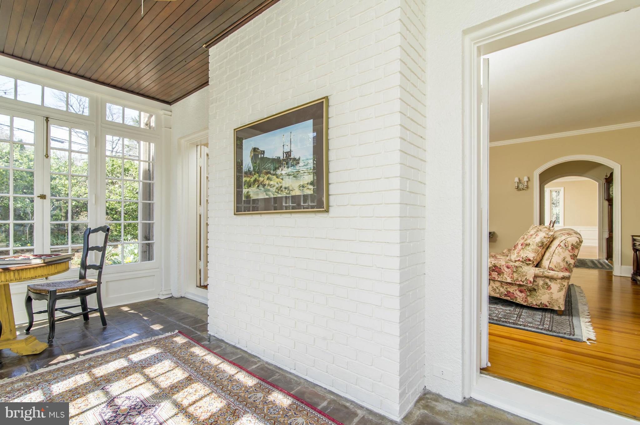 100 Millbrook Road Baltimore, MD 21218 - Photo 7 of 28 Sunroom